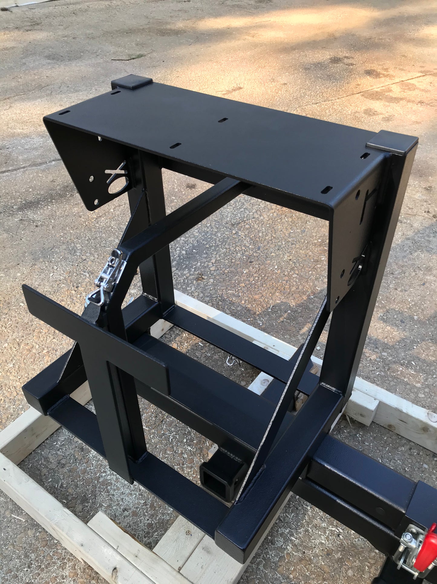 Swing out carrier
