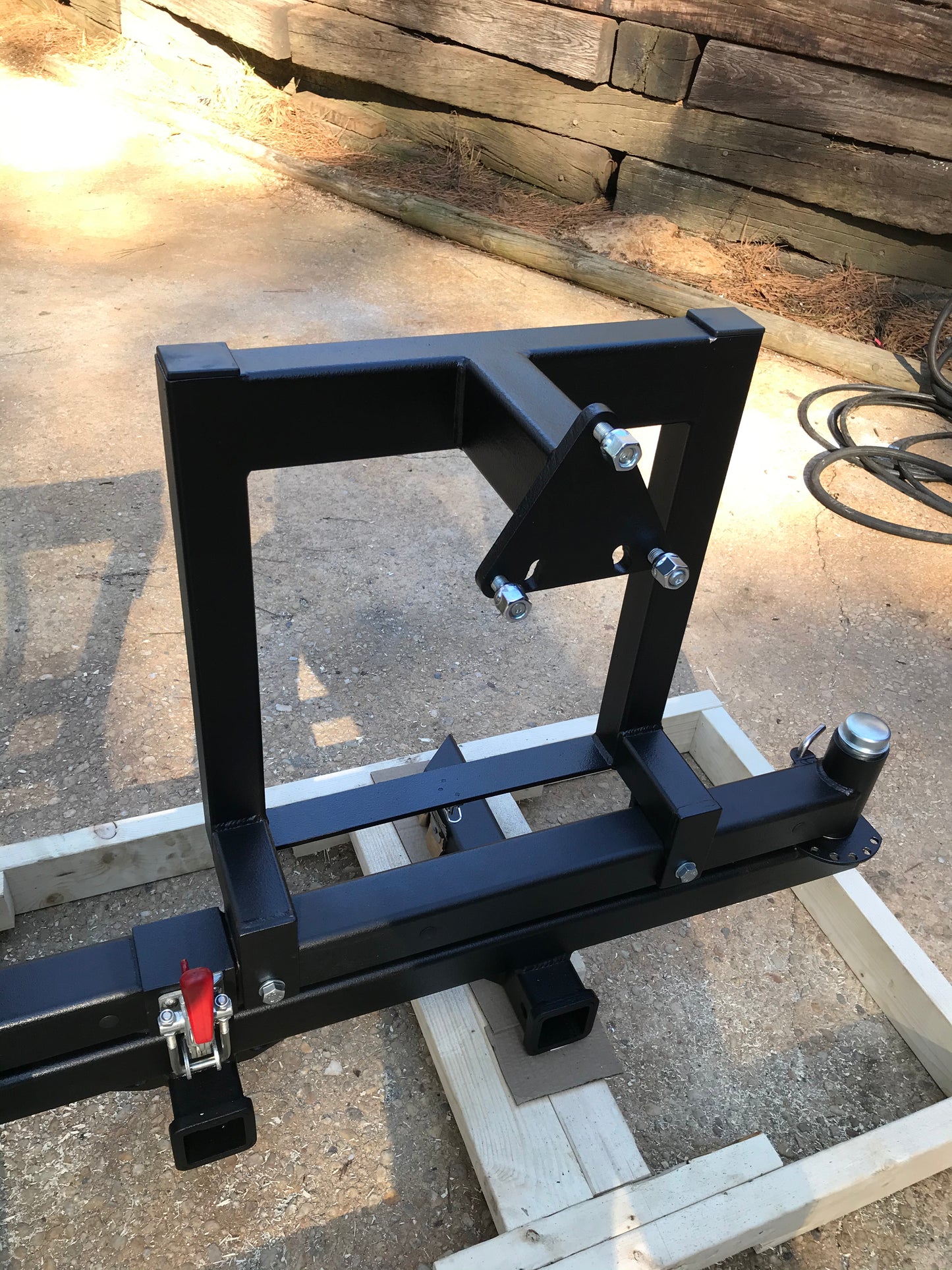 Swing out carrier